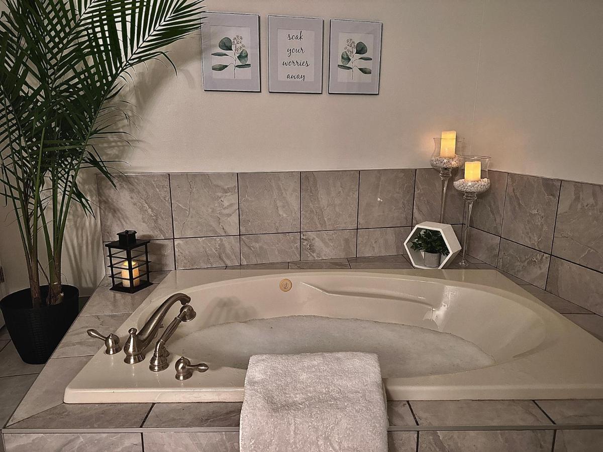 Settlers Suites Niagara-on-the-Lake Esterno foto